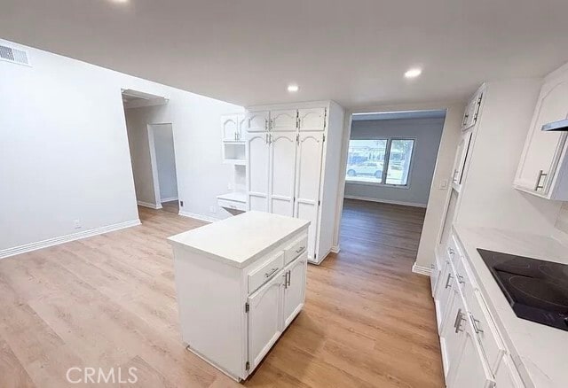 Photo - 4421 Stanbridge Ave
