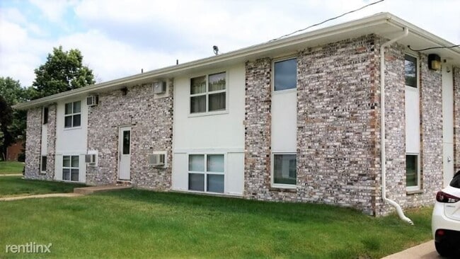 1 bed, 1 bath - $725/month
