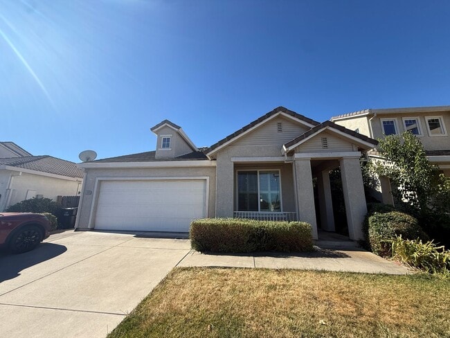 Building Photo - 3 Bed | 2 Bath | 1375 SF | 2 Car garage | Single Story  | Tenant pays $175 for WS&G