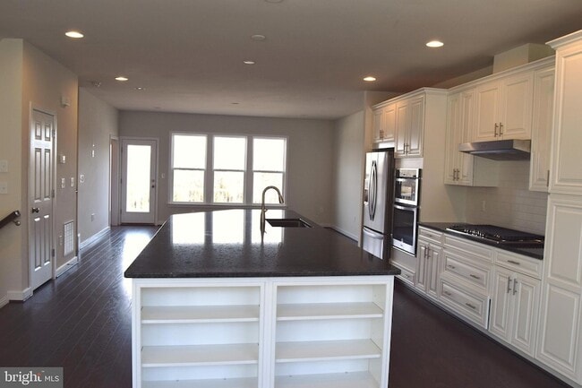 Photo - 19974 Abram Ter