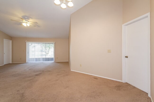 Photo - 12906 Longcrest Dr