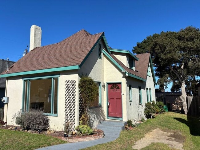 Building Photo - Delightful 3-Bedroom, 2 bath home in Pacif...