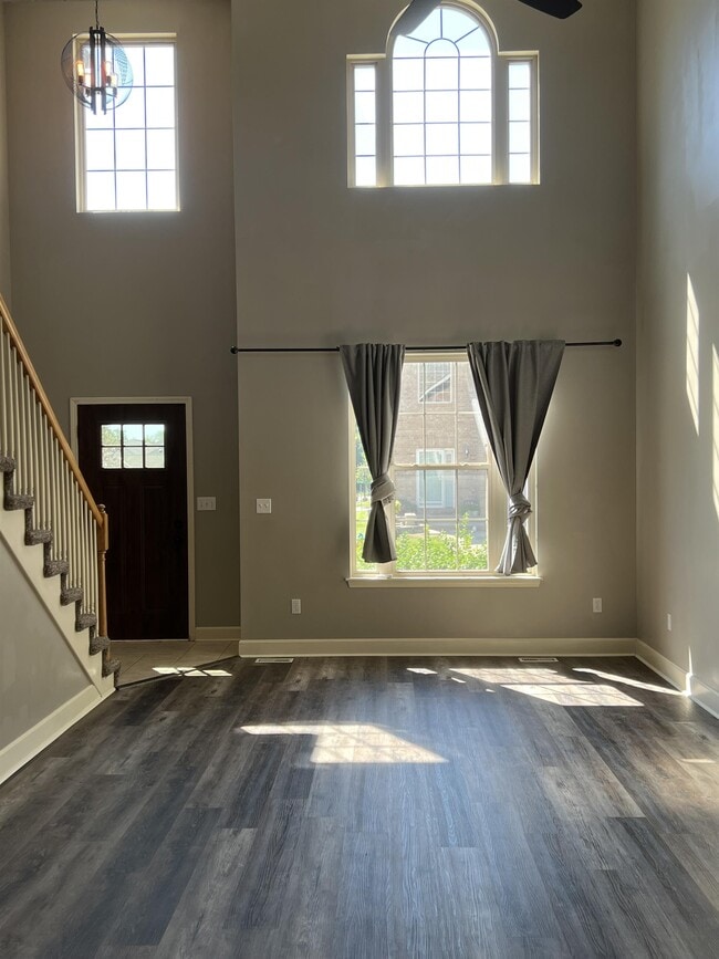 Photo - 1225 Dustins Way