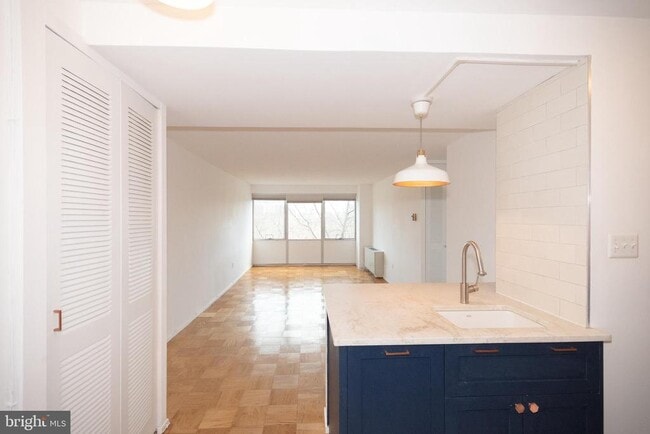 Building Photo - 1301 Delaware Ave SW Unit N512