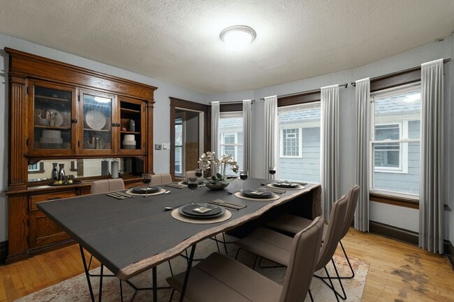 Photo - Cramer lower house