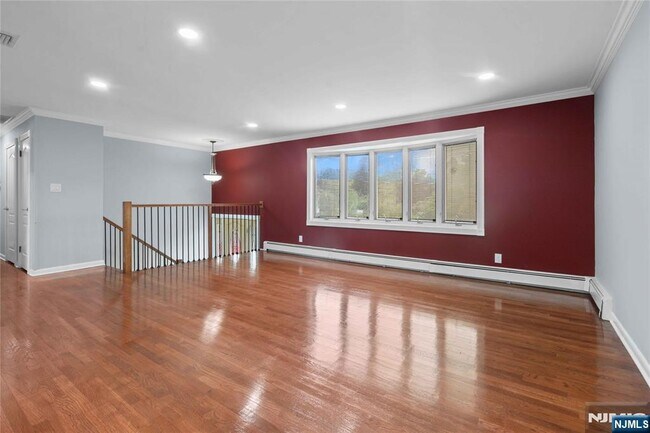 Photo - 230 Orchard Dr