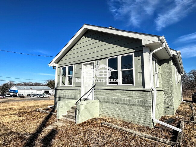 Photo - 2621 SE 14th St