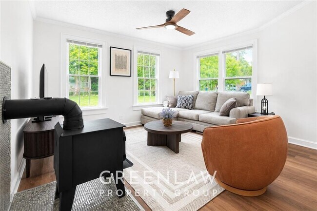 Photo - 1177 Morley Ave SE