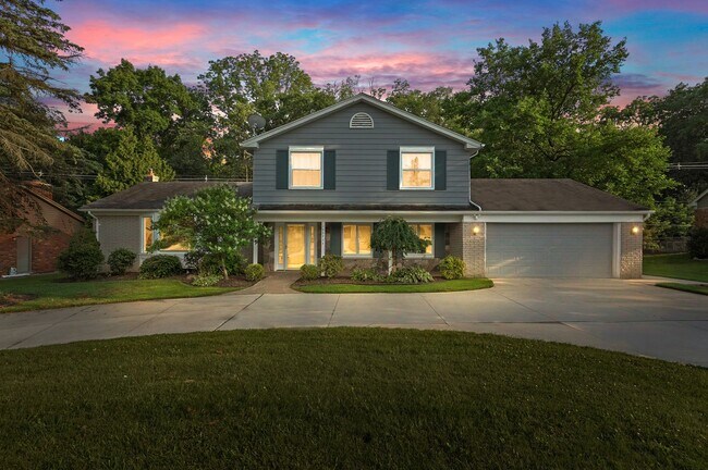 Photo - BEAUTIFUL FARMINGTON HILLS, MI HOME