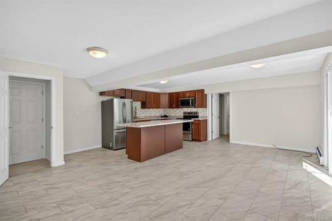 Photo - 3 Hudson Bluff Cir