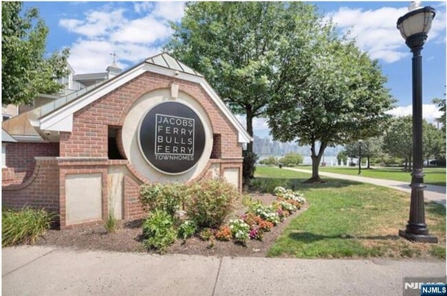 Building Photo - 169 Price 169 Unit 169