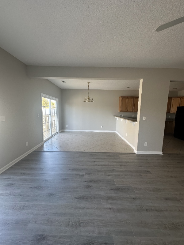 Photo - 510 Lake Shore Dr