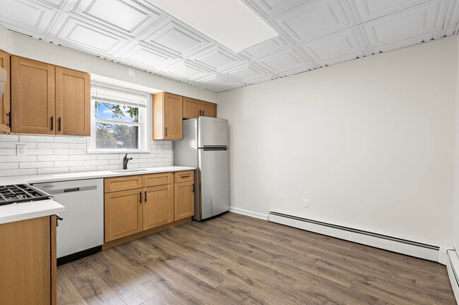 Photo - 1534 PATERSON PLANK Rd Unit 2nd floor