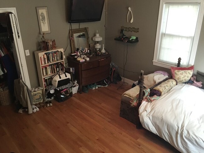 Photo - 2A Lorenzo St Unit 2