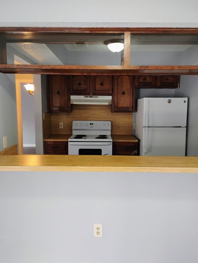 Building Photo - 1707 Port Dr Unit D