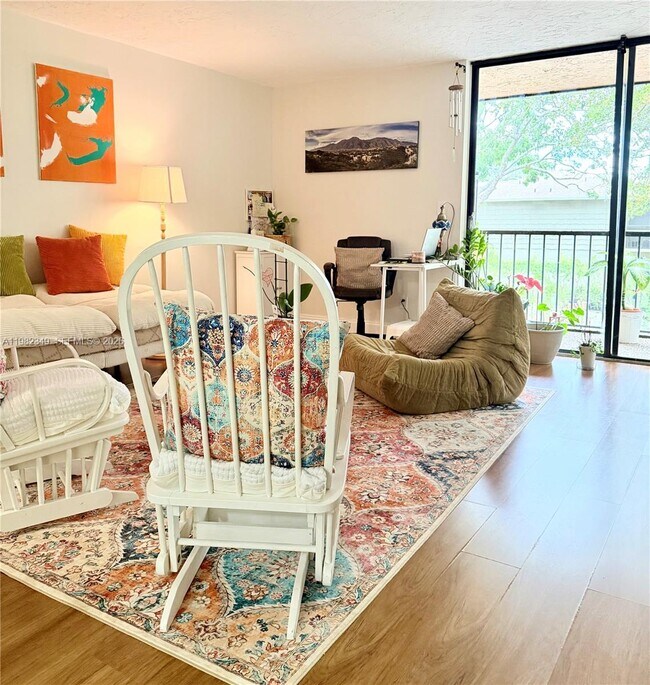 Photo - 450 Commodore Dr Unit 214