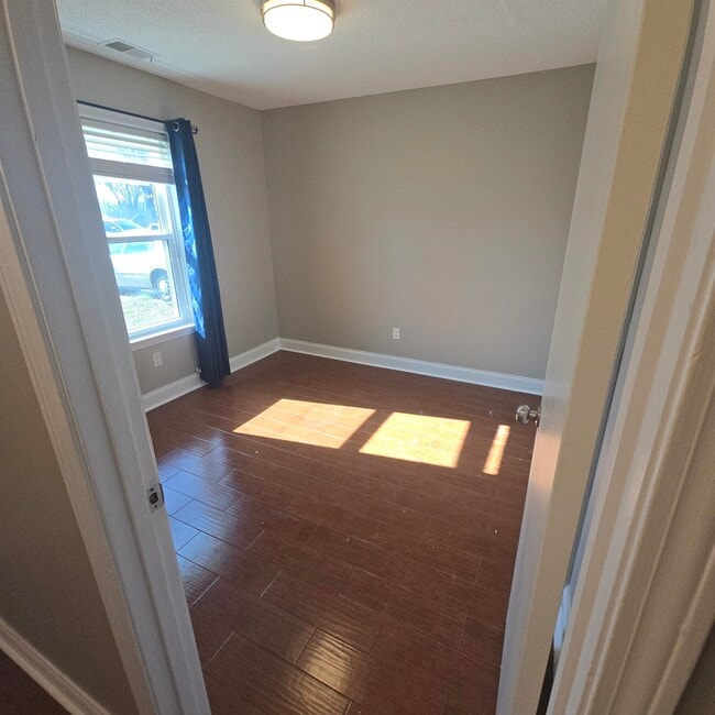 Photo - 2317 Belin Dr