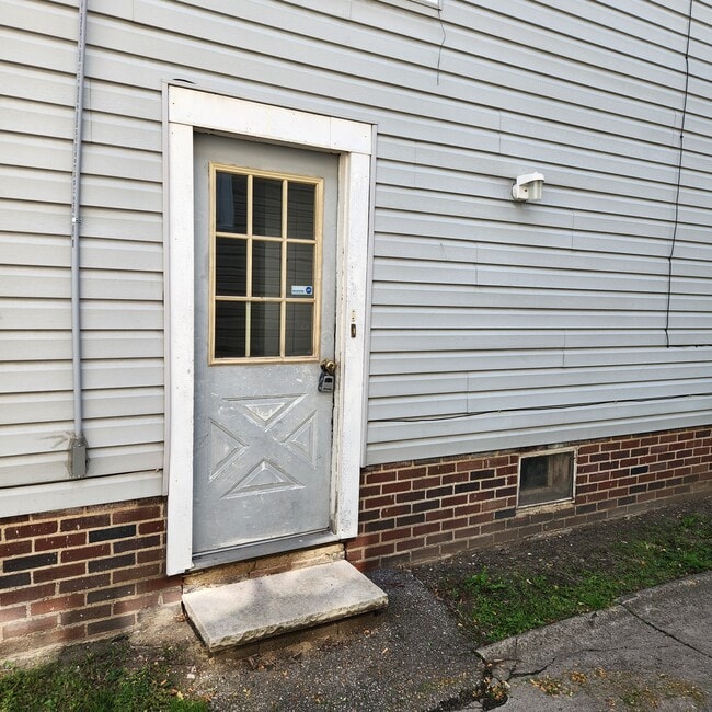 Photo - 896 Delia Ave Unit 3