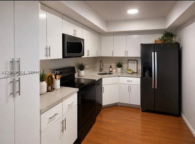 Photo - 600 Biltmore Way Unit 1108