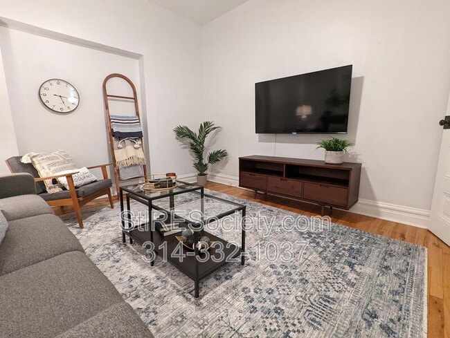 Building Photo - 2920 Louisiana Ave Unit A