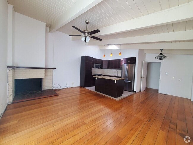 Building Photo - Kentfield 3x2 Flat + detached office, fron... Rental