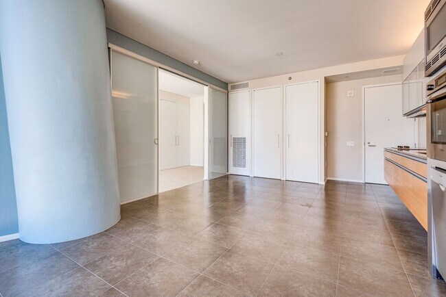 Photo - Veer Towers 1407E- Strip/City Views from t...