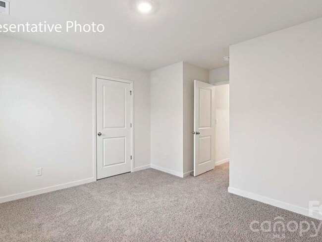 676 13th Ave Dr NE