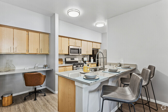 Building Photo - 850 on the Avenue Rental
