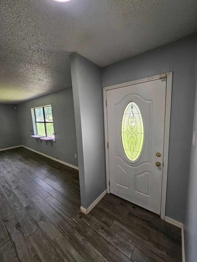 Photo - 402 Lefoi Ln