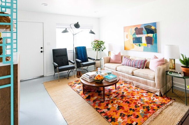 Flamingo Apartments - Flamingo Apartments