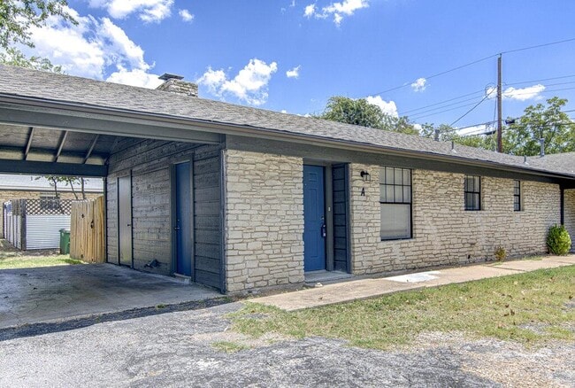 Photo - 5703 Gloucester Ln