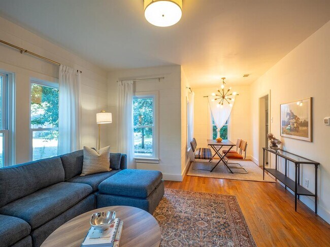 Photo - 1609 Nickerson St