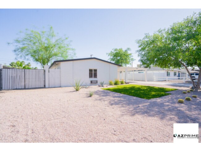 Photo - Partially-Furnished 4/3 Scottsdale Retreat with Pool!