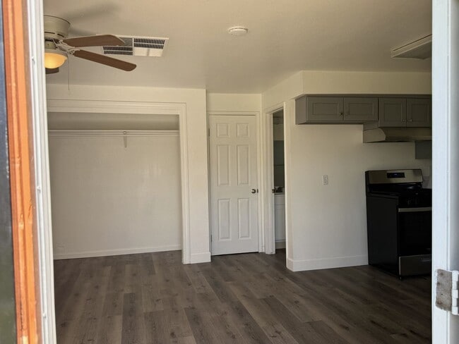 Photo - 6658 Avenue 308