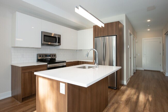 Photo - Spruce Square