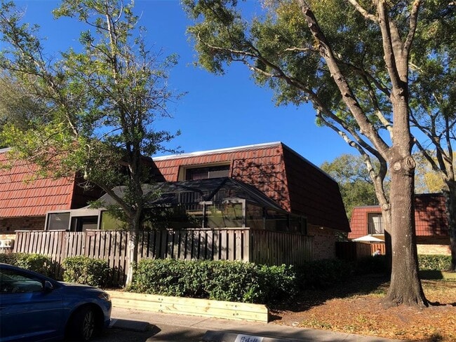 Building Photo - 2721 5th Ct