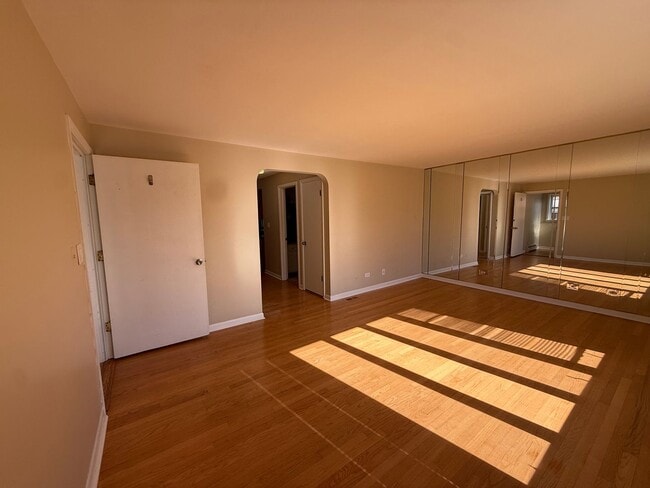 Photo - 8604 W Carmen Ave Unit Apt #1
