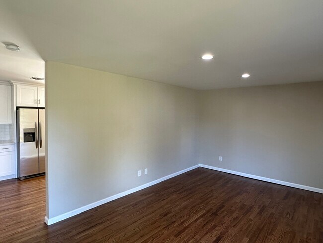 Photo - 536 Hampton Ave