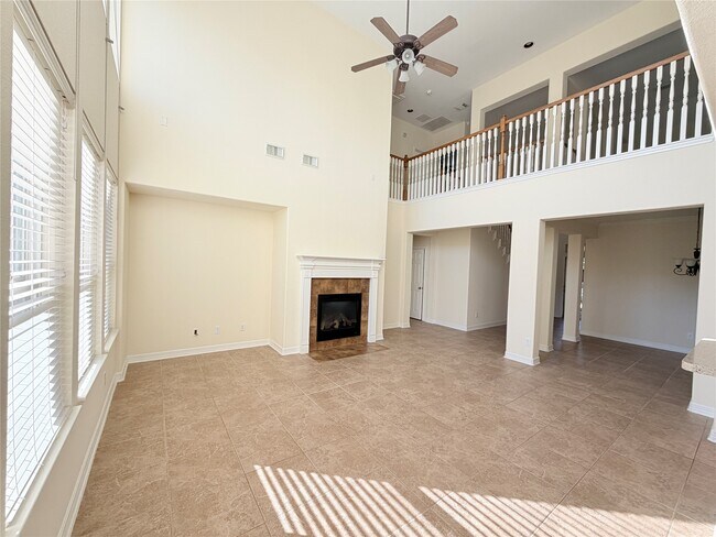 Photo - 28015 Silverstream Ct