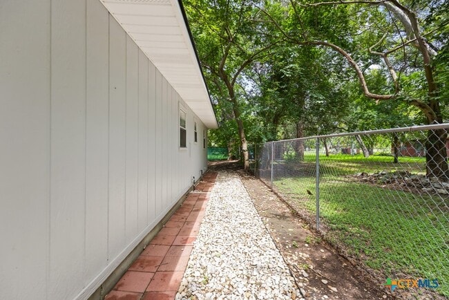 Photo - 761 Whippoorwill Dr
