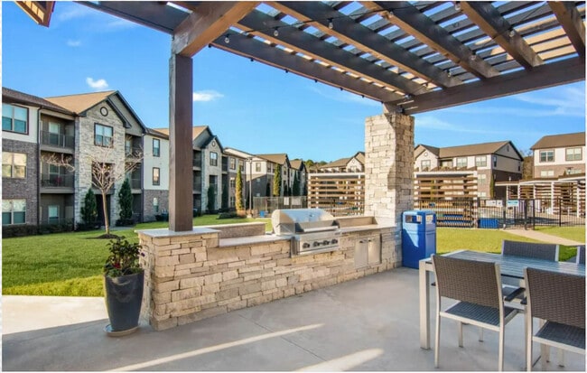 McKenzie Park Apartments