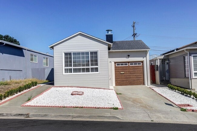 Photo - Updated & super clean 3 Bed/ 2 Bath Daly City home. YouTube Tour!