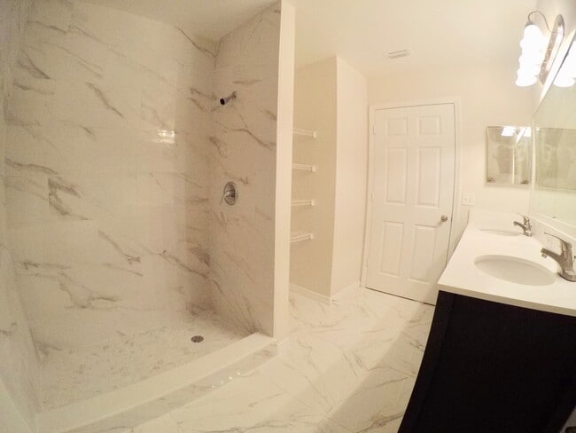 Photo - Maridadi West Palm Beach