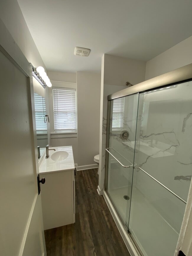 Photo - 1353 E Rich St