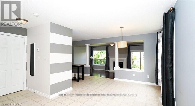 Photo - 1708 Mickleborough Dr