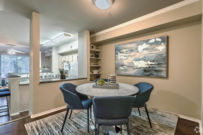 2BR, 2BA - 1123 SF B1 - Dining Area