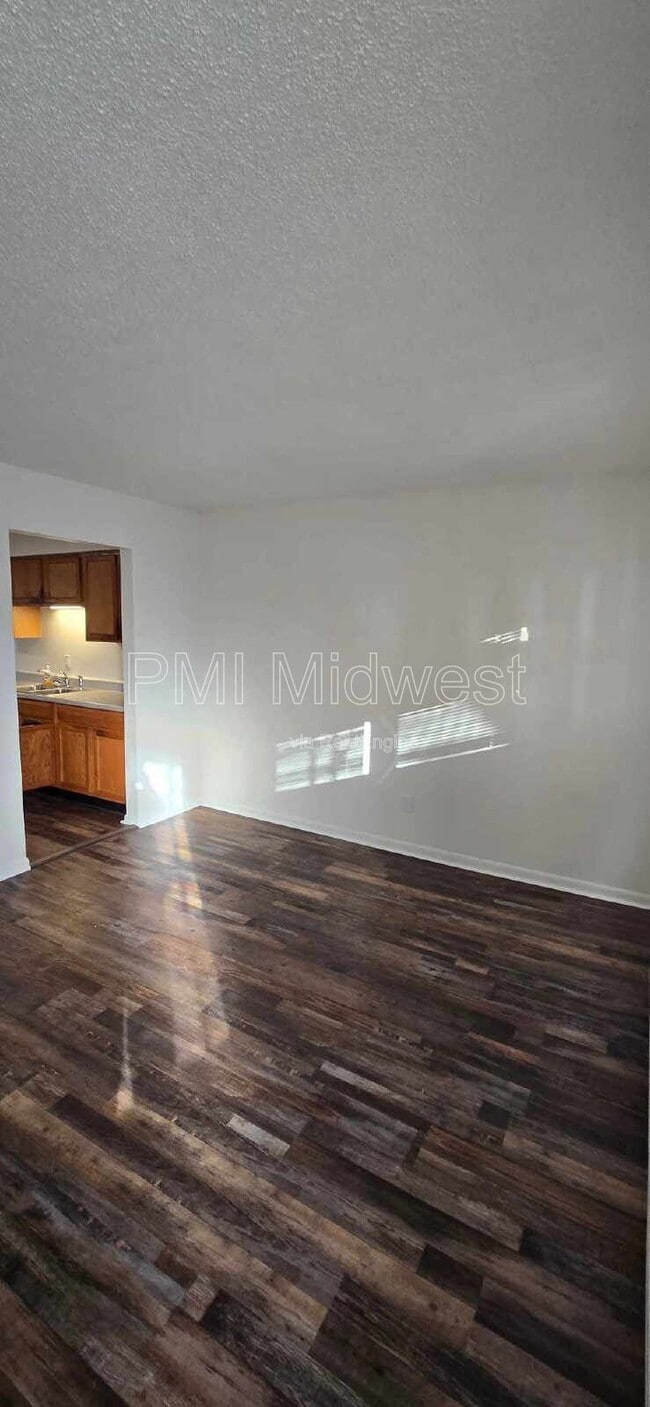 Photo - 570 US-52 Unit 8b