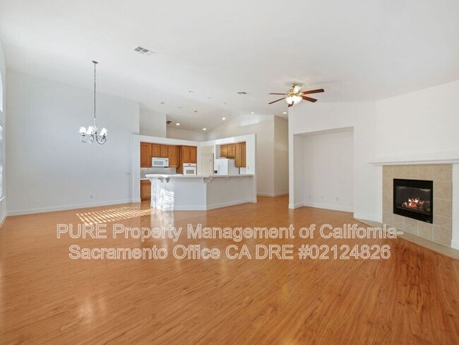 Photo - 1732 Bamboo St