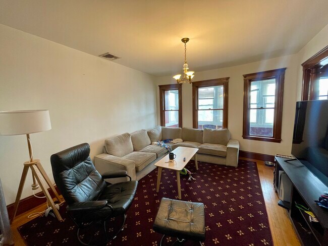 Photo - 449 Broadway Unit 2