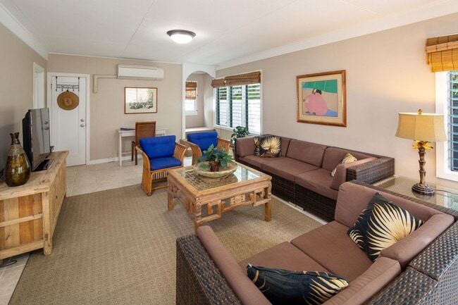 Photo - Steps from beautiful Kailua Beach, fully furnished 3 bedroom, 2 bath single family home